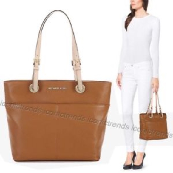 Michael Kors Bedford Medium Pebbled Leather Tote - Picture 4 of 7